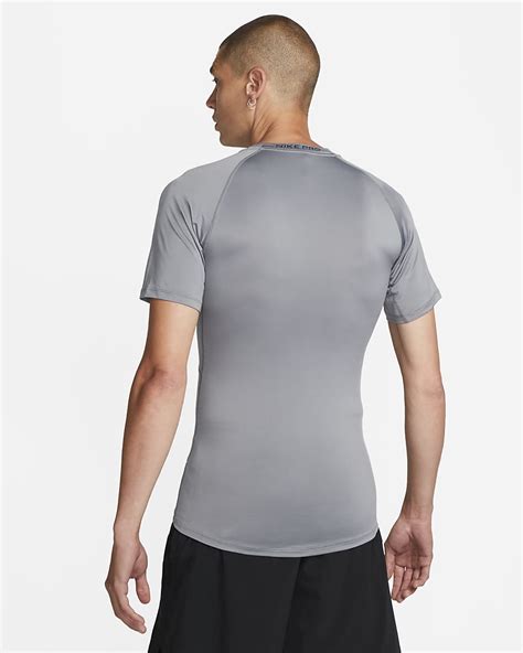 nike pro hypercool kurzarm trainingsoberteil für herren|Herren Nike Pro Kurzarm shirts.